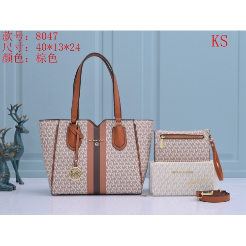Cheap Michael Kors Handbags For Women #910744 Replica Wholesale [$39.00 USD] [ITEM#910744] on Replica Michael Kors Handbags