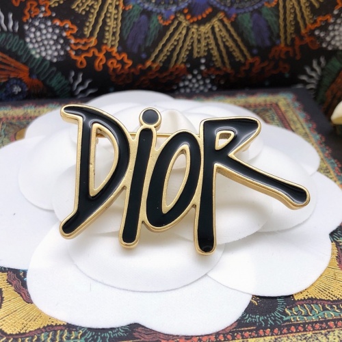 Cheap Christian Dior Brooches #911482 Replica Wholesale [$27.00 USD] [ITEM#911482] on Replica Christian Dior Brooches