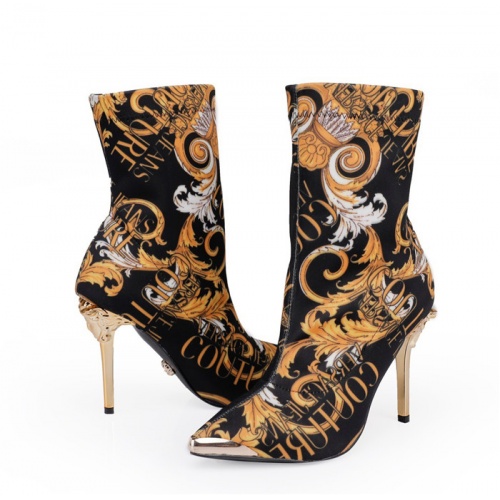 Versace Boots For Women #912465