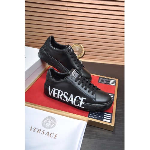 Cheap Versace Casual Shoes For Men #917996 Replica Wholesale [$82.00 USD] [ITEM#917996] on Replica Versace Casual Shoes