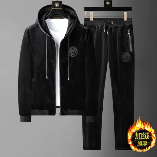 Versace Tracksuits Long Sleeved For Men #919205