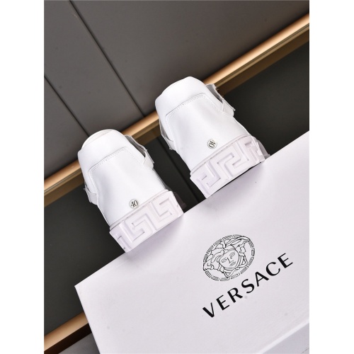 Cheap Versace Casual Shoes For Men #921327 Replica Wholesale [$80.00 USD] [ITEM#921327] on Replica Versace Casual Shoes