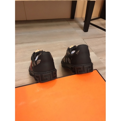 Cheap Versace Casual Shoes For Men #921866 Replica Wholesale [$76.00 USD] [ITEM#921866] on Replica Versace Casual Shoes