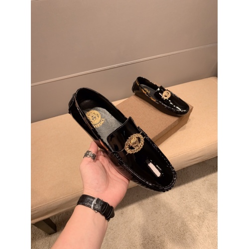 Cheap Versace Leather Shoes For Men #922929 Replica Wholesale [$82.00 USD] [ITEM#922929] on Replica Versace Leather Shoes