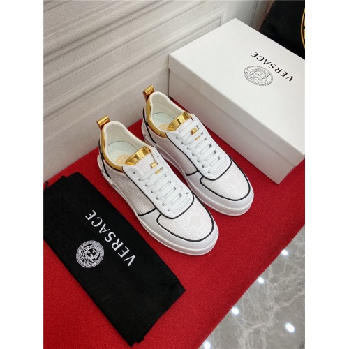 Cheap Versace Casual Shoes For Men #925419 Replica Wholesale [$72.00 USD] [ITEM#925419] on Replica Versace Casual Shoes