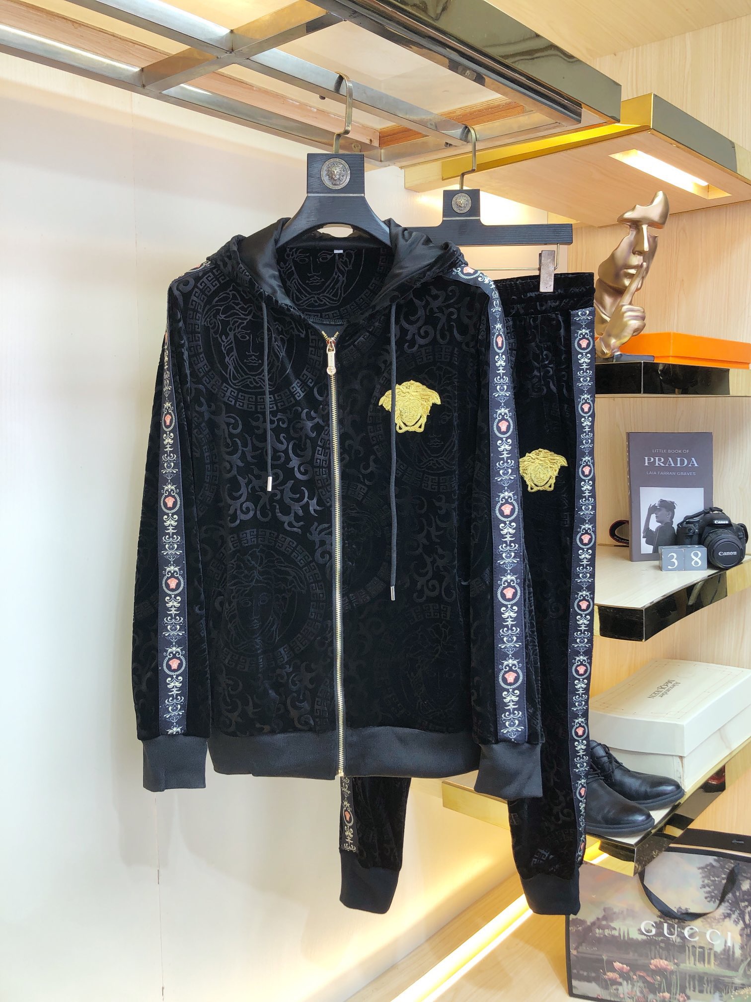 Cheap Versace Tracksuits Long Sleeved For Men #917008 Replica Wholesale ...