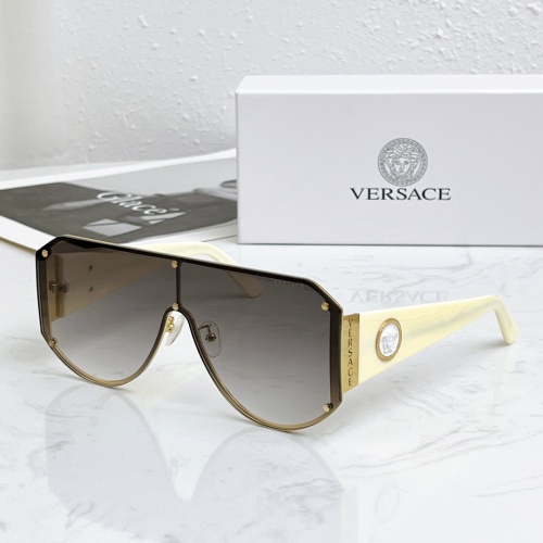 Cheap Versace AAA Quality Sunglasses #931295 Replica Wholesale [$54.00 USD] [ITEM#931295] on Replica Versace AAA Quality Sunglasses