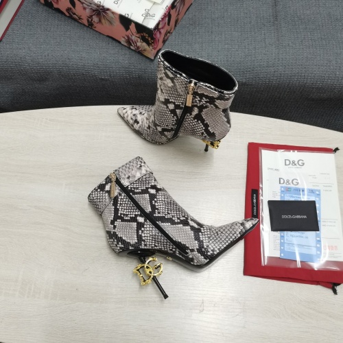 Cheap Dolce &amp; Gabbana D&amp;G Boots For Women #932636 Replica Wholesale [$172.00 USD] [ITEM#932636] on Replica Dolce &amp; Gabbana D&amp;G Boots