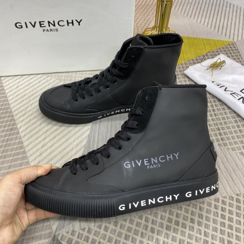 Cheap Givenchy High Tops Shoes For Men #933758 Replica Wholesale [$150.00 USD] [ITEM#933758] on Replica Givenchy High Tops Shoes