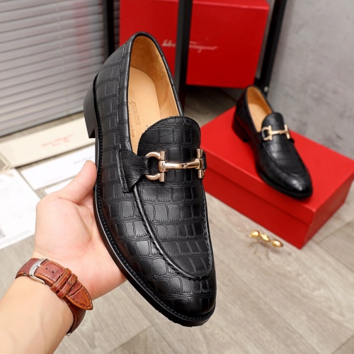 Cheap Salvatore Ferragamo Leather Shoes For Men #934099 Replica Wholesale [$82.00 USD] [ITEM#934099] on Replica Salvatore Ferragamo Leather Shoes
