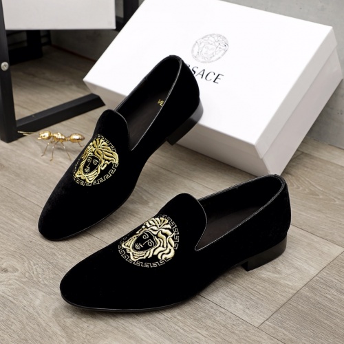 Cheap Versace Leather Shoes For Men #934107 Replica Wholesale [$82.00 USD] [ITEM#934107] on Replica Versace Leather Shoes
