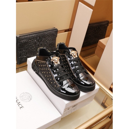Cheap Versace Casual Shoes For Men #934592 Replica Wholesale [$82.00 USD] [ITEM#934592] on Replica Versace Casual Shoes