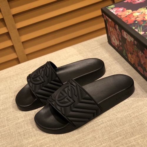 Gucci Slippers For Women #935803