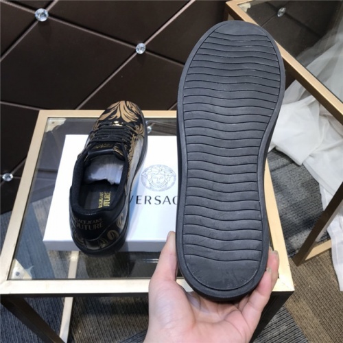Cheap Versace Casual Shoes For Men #939352 Replica Wholesale [$80.00 USD] [ITEM#939352] on Replica Versace Casual Shoes