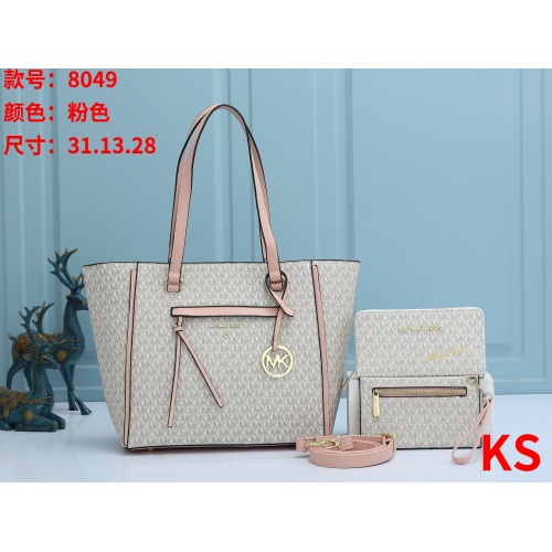 Cheap Michael Kors Handbags For Women #940082 Replica Wholesale [$39.00 USD] [ITEM#940082] on Replica Michael Kors Handbags