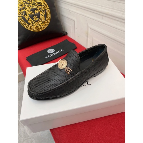 Cheap Versace Leather Shoes For Men #944556 Replica Wholesale [$98.00 USD] [ITEM#944556] on Replica Versace Leather Shoes