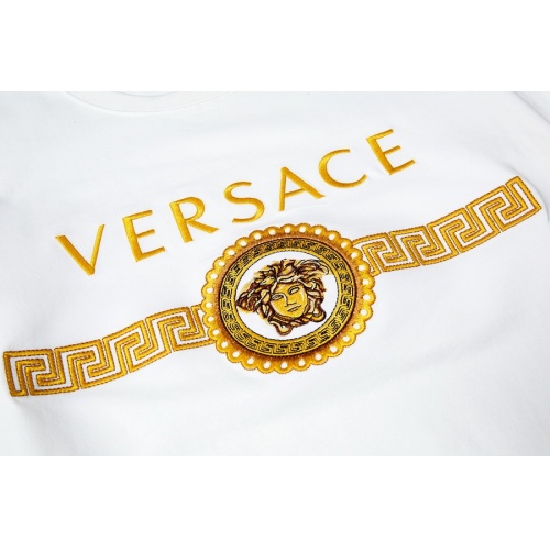 Cheap Versace T-Shirts Short Sleeved For Men #944790 Replica Wholesale [$27.00 USD] [ITEM#944790] on Replica Versace T-Shirts
