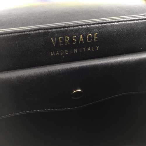 Cheap Versace AAA Quality Handbags For Women #945917 Replica Wholesale [$165.00 USD] [ITEM#945917] on Replica Versace AAA Quality Handbags