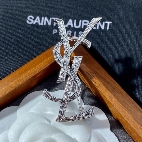Cheap Yves Saint Laurent Brooches For Women #945932 Replica Wholesale [$27.00 USD] [ITEM#945932] on Replica Yves Saint Laurent Brooches