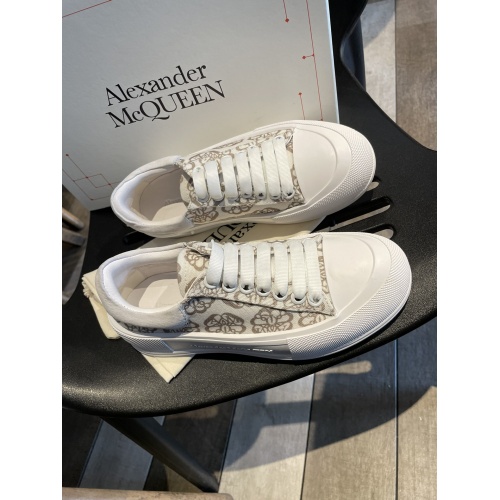 Cheap Alexander McQueen Shoes For Women #946189 Replica Wholesale [$82.00 USD] [ITEM#946189] on Replica Alexander McQueen Casual Shoes