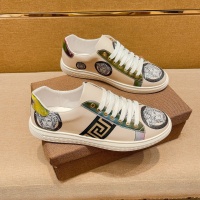 Versace Casual Shoes For Men #938622