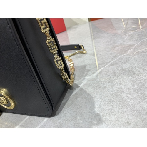 Cheap Versace AAA Quality Messenger Bags For Women #946885 Replica Wholesale [$112.00 USD] [ITEM#946885] on Replica Versace AAA Quality Messenger Bags