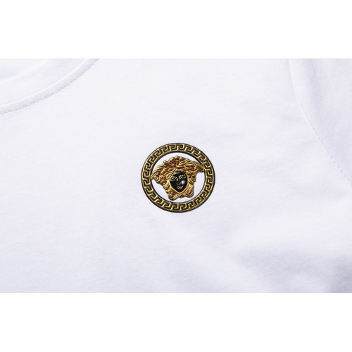 Cheap Versace T-Shirts Short Sleeved For Men #947559 Replica Wholesale [$24.00 USD] [ITEM#947559] on Replica Versace T-Shirts