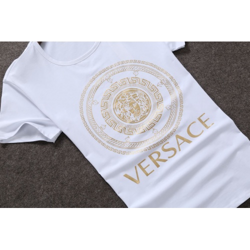 Cheap Versace T-Shirts Short Sleeved For Men #947596 Replica Wholesale [$24.00 USD] [ITEM#947596] on Replica Versace T-Shirts