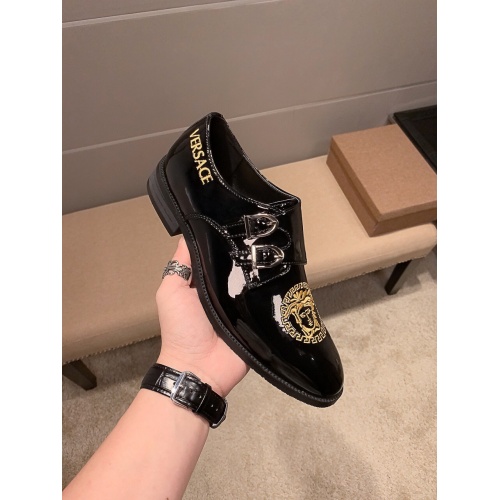 Cheap Versace Leather Shoes For Men #948744 Replica Wholesale [$80.00 USD] [ITEM#948744] on Replica Versace Leather Shoes