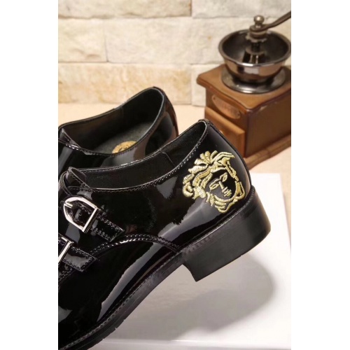 Cheap Versace Leather Shoes For Men #948745 Replica Wholesale [$80.00 USD] [ITEM#948745] on Replica Versace Leather Shoes