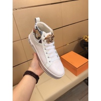 Versace High Tops Shoes For Men #948564