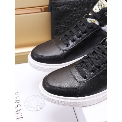 Cheap Versace High Tops Shoes For Men #948899 Replica Wholesale [$96.00 USD] [ITEM#948899] on Replica Versace High Tops Shoes