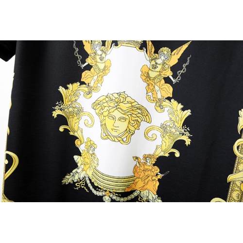 Cheap Versace T-Shirts Short Sleeved For Men #949609 Replica Wholesale [$26.00 USD] [ITEM#949609] on Replica Versace T-Shirts