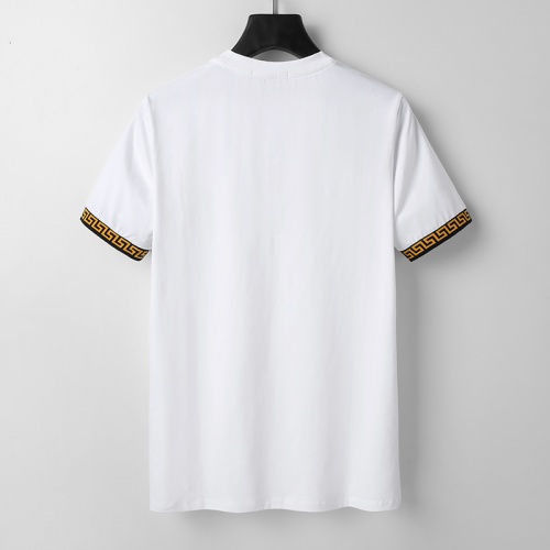 Cheap Versace T-Shirts Short Sleeved For Men #949613 Replica Wholesale [$26.00 USD] [ITEM#949613] on Replica Versace T-Shirts