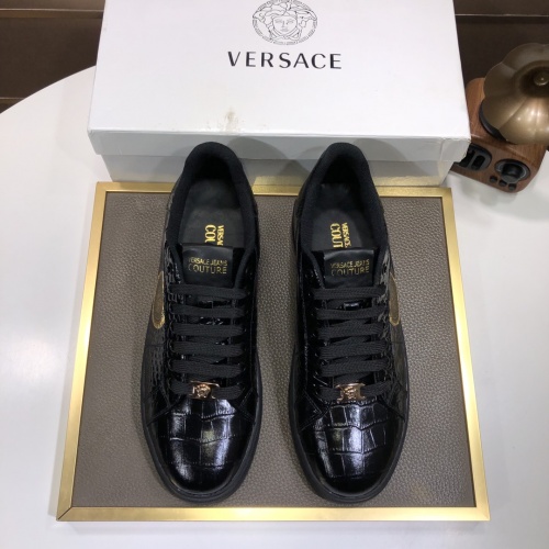 Cheap Versace Casual Shoes For Men #950441 Replica Wholesale [$80.00 USD] [ITEM#950441] on Replica Versace Casual Shoes