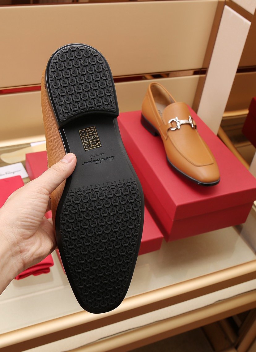 Cheap Ferragamo Leather Shoes For Men #948885 Replica Wholesale [$125. ...