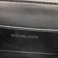 Cheap Michael Kors AAA Messenger Bags For Women #949248 Replica Wholesale [$115.00 USD] [ITEM#949248] on Replica Michael Kors AAA Messenger Bags