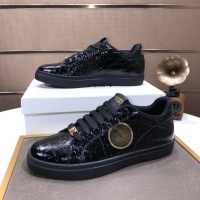 Versace Casual Shoes For Men #950441