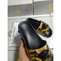 Cheap Versace Slippers For Men #950775 Replica Wholesale [$42.00 USD] [ITEM#950775] on Replica Versace Slippers