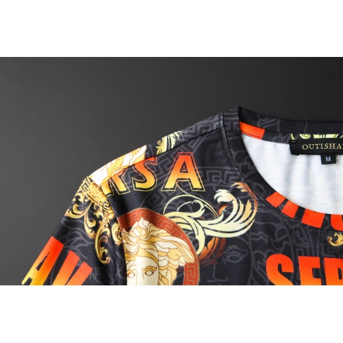 Cheap Versace Tracksuits Short Sleeved For Men #951447 Replica Wholesale [$64.00 USD] [ITEM#951447] on Replica Versace Tracksuits