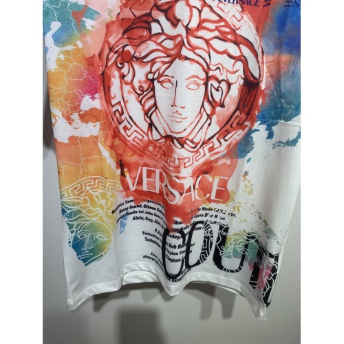Cheap Versace T-Shirts Short Sleeved For Men #952125 Replica Wholesale [$40.00 USD] [ITEM#952125] on Replica Versace T-Shirts