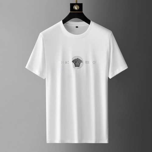 Cheap Versace T-Shirts Short Sleeved For Men #955522 Replica Wholesale [$36.00 USD] [ITEM#955522] on Replica Versace T-Shirts