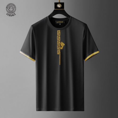 Cheap Versace Tracksuits Short Sleeved For Men #957662 Replica Wholesale [$68.00 USD] [ITEM#957662] on Replica Versace Tracksuits