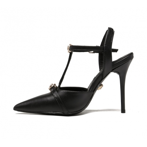 Cheap Versace Sandal For Women #958873 Replica Wholesale [$82.00 USD] [ITEM#958873] on Replica Versace Sandal