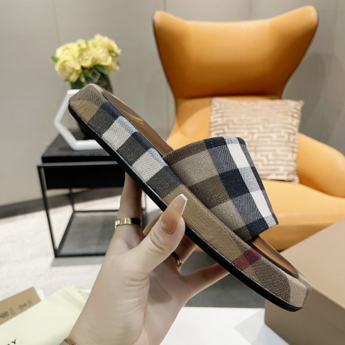 Cheap Burberry Slippers For Women #959390 Replica Wholesale [$72.00 USD] [ITEM#959390] on Replica Burberry Slippers