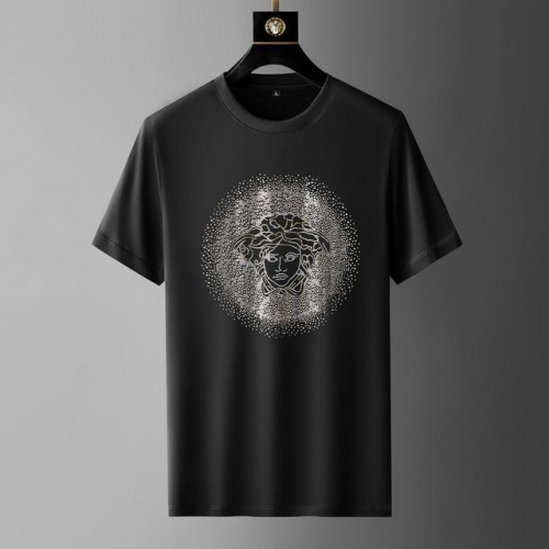 Cheap Versace T-Shirts Short Sleeved For Men #960487 Replica Wholesale [$36.00 USD] [ITEM#960487] on Replica Versace T-Shirts