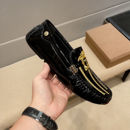 Cheap Versace Leather Shoes For Men #963490 Replica Wholesale [$68.00 USD] [ITEM#963490] on Replica Versace Leather Shoes