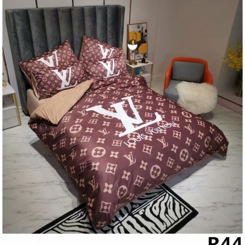 Cheap Louis Vuitton Bedding #963844 Replica Wholesale [$85.00 USD] [ITEM#963844] on Replica Louis Vuitton Bedding