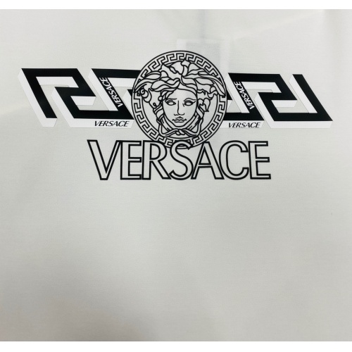 Cheap Versace T-Shirts Short Sleeved For Unisex #963870 Replica Wholesale [$60.00 USD] [ITEM#963870] on Replica Versace T-Shirts
