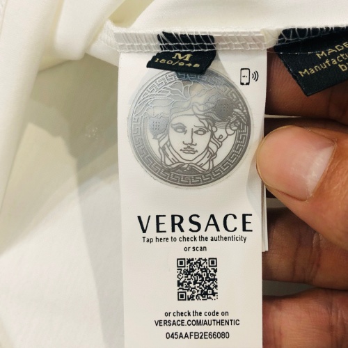 Cheap Versace T-Shirts Short Sleeved For Unisex #963901 Replica Wholesale [$60.00 USD] [ITEM#963901] on Replica Versace T-Shirts
